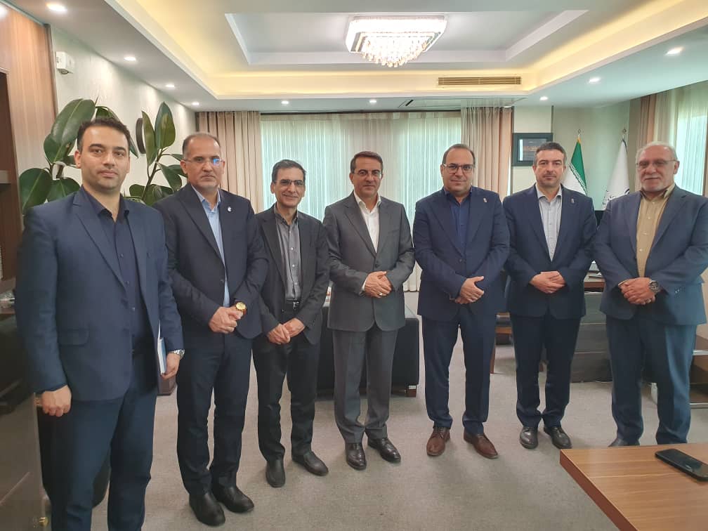جلسه ای با رئیس سازمان اداری و استخدامی کشور در حوزه منابع انسانی