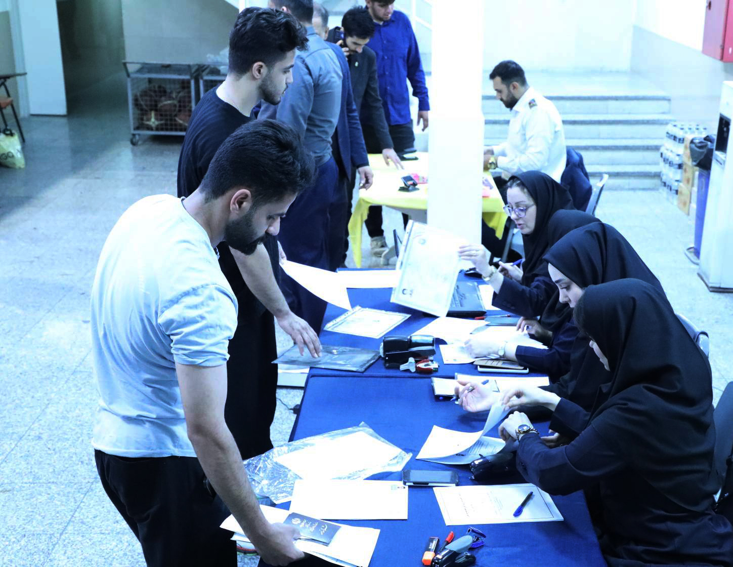 برگزاری مصاحبه و آزمون آمادگی جسمانی داوطلبان جذب نیروی نگهبان در دانشگاه 